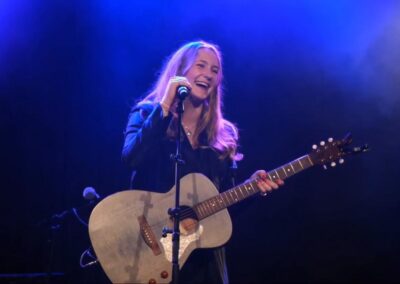 foto singer-songwriter